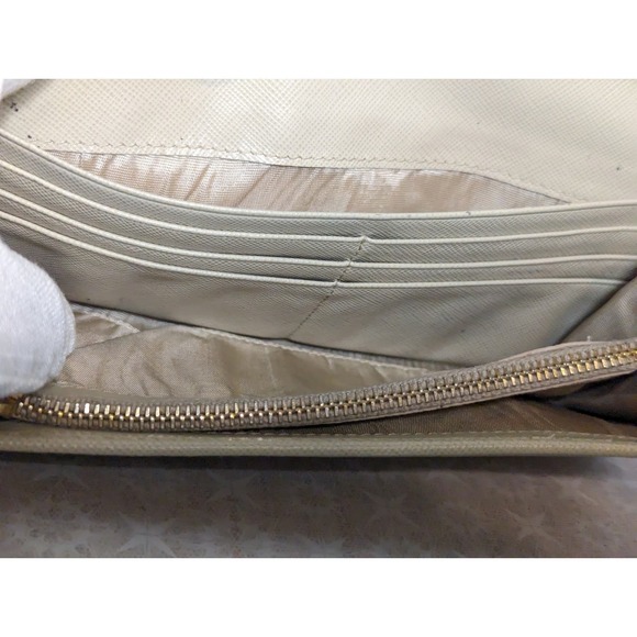 Prada Saffiano Leather Long Bifold Wallet Off White Authentic - Picture 9 of 16